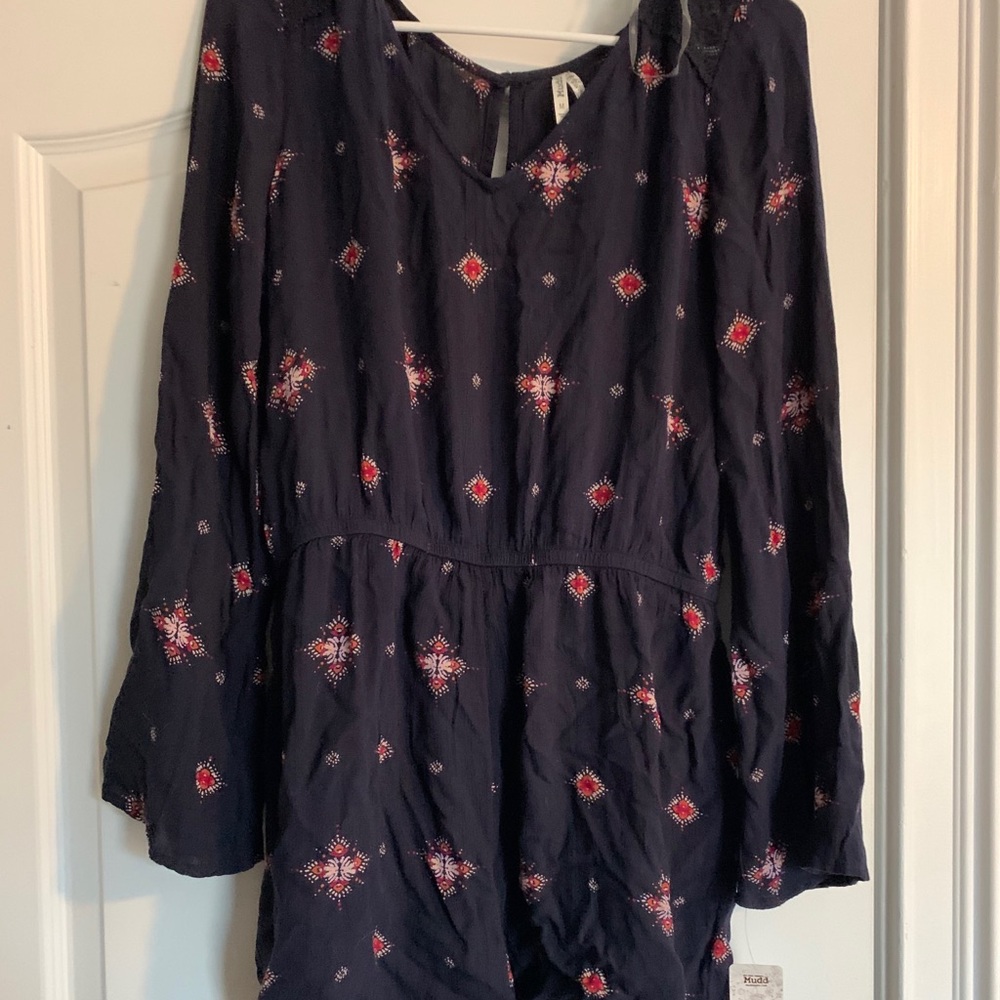 Women’s romper size medium
